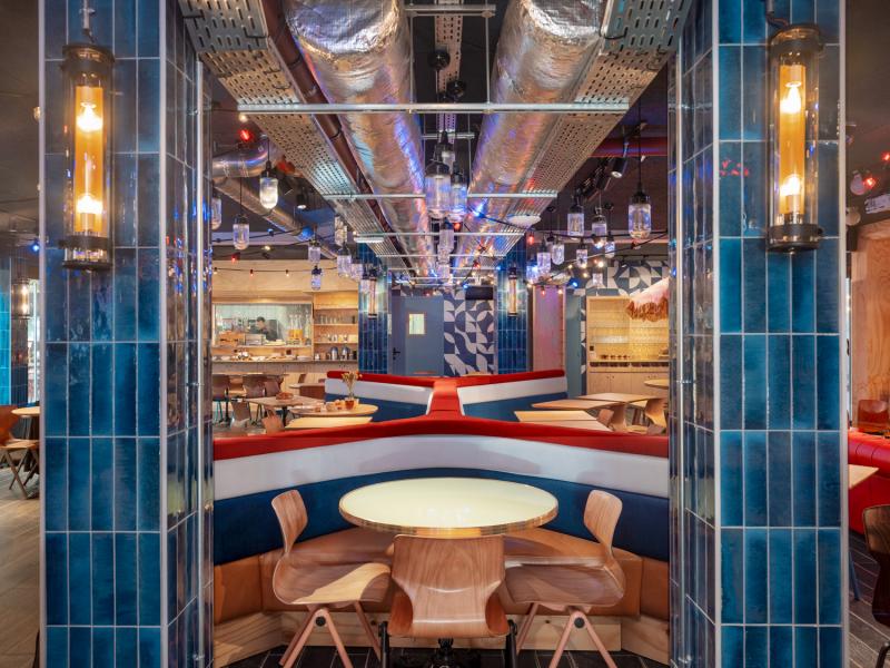 French Kiss - Privatisation